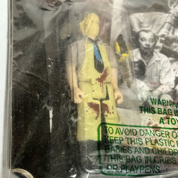 Reaction The Texas Chain Saw Massacre Leatherface 3 3/4" action figure - Picture 2 of 3